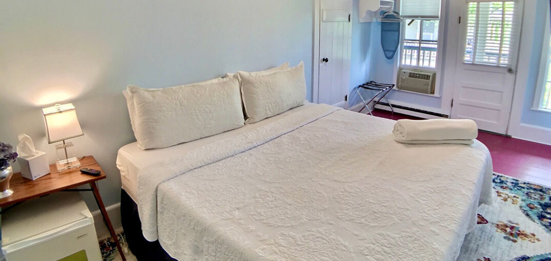 Piedmont House - Savannah Suite King Bed